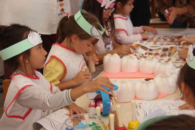 Minikler Hem Eğlendi Hem Öğrendi