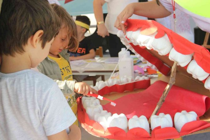 Minikler Hem Eğlendi Hem Öğrendi