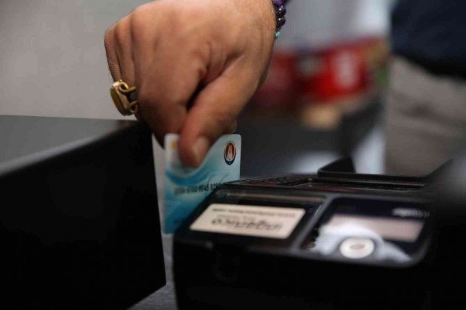 Sincan Belediyesinden 3 Bin 676 Öğrenciye Eğitim Yardımı