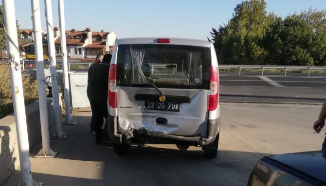 Tekirdağ’da İlginç Kaza Kamerada: 4 Yaralı