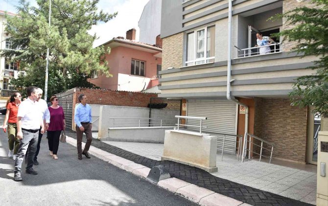 Başkan Ataç Bahçelievler Ve Güllük’te Çalışmaları İnceledi