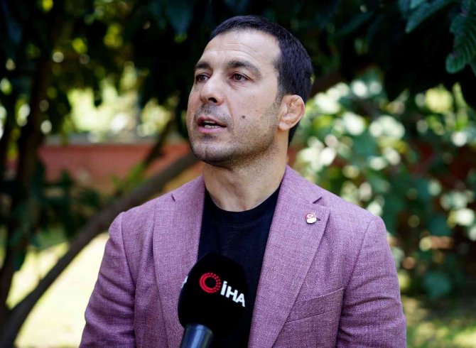 Şeref Eroğlu: “Türk Güreşinde Yeni Yüzler, Yeni Nefesler Arıyoruz”