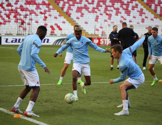 Slavia Prag, Sivasspor Maçı Hazırlıklarını Tamamladı