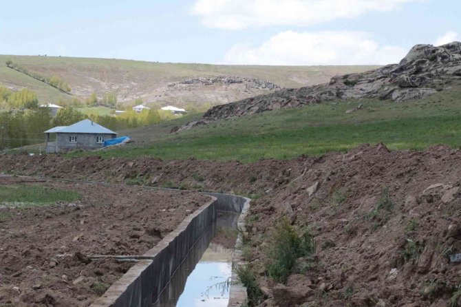 ‘Deliçay’ Tarımın Can Suyu Oldu