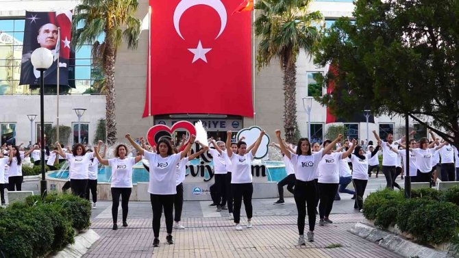 Söke’ye 100. Yıl Hediyesi “Söke Zeybeği” Oldu
