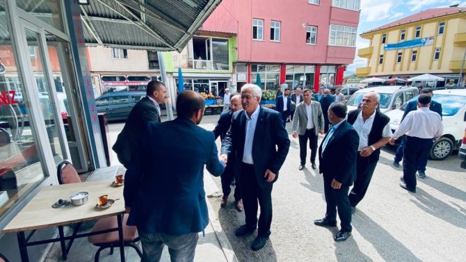 Öz: “Ak Parti Teşkilatları Uyum İçindedir”