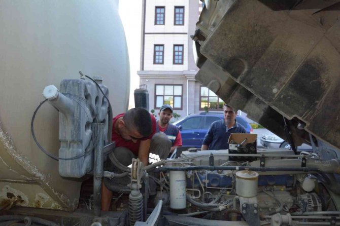 Akyurt Belediyesinde Usta Eller Üretiyor