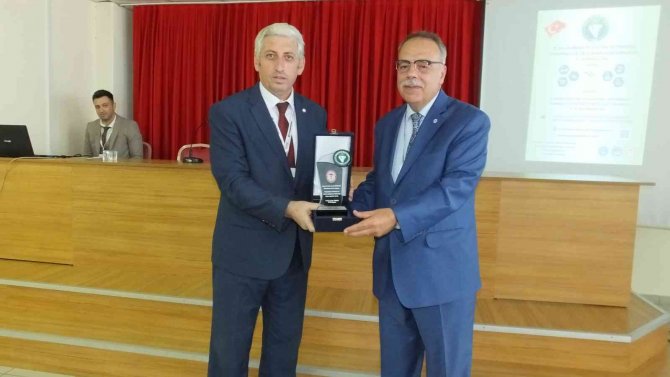 Balıkesir’de Uluslararası Farmakoloji Ve Toksikoloji Kongresi Başladı