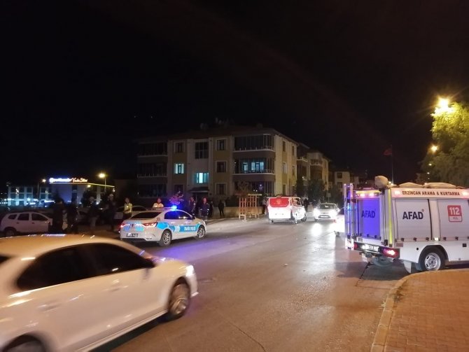 Bahçe Duvarını Aşıp Binaya Çarptı