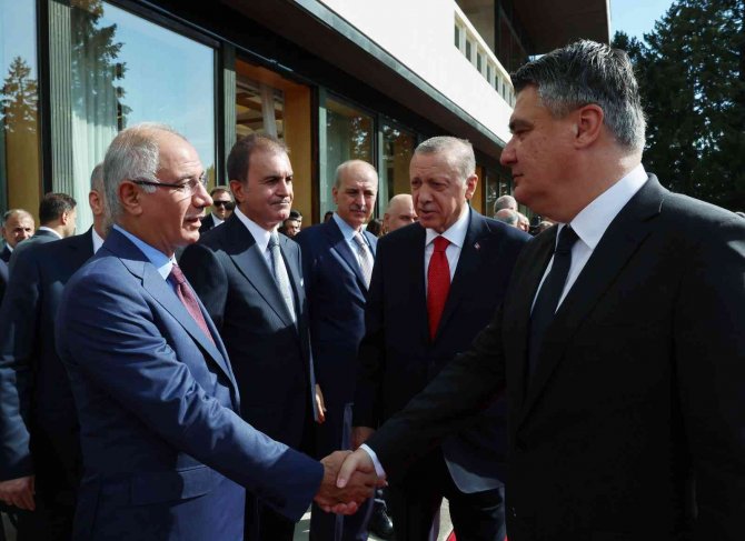 Cumhurbaşkanı Erdoğan, Hırvatistan’ta Resmi Törenle Karşılandı