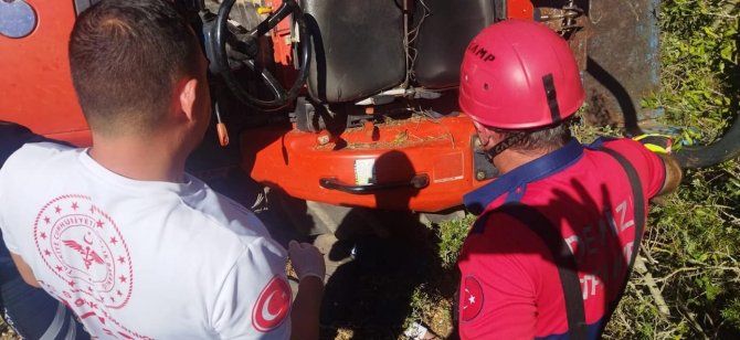 Uçuruma Yuvarlanan Traktörün Yaşlı Sürücüsü Öldü