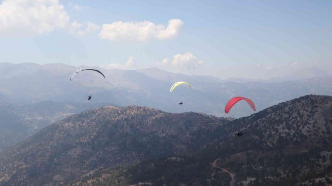 Çameli Festivali Ve Yamaç Paraşütü Ön Dünya Kupası Ses Getirdi