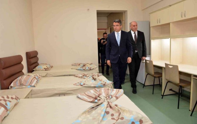 Vali Okay Memiş Öğrenci Yurtlarını Denetledi
