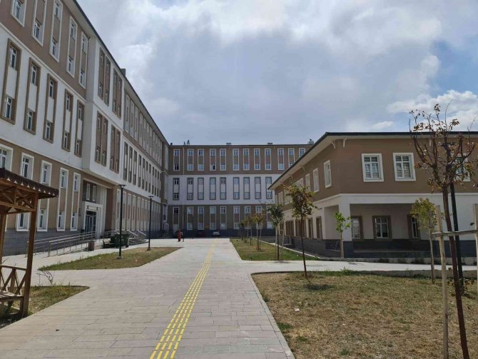 Erzurum’da Gsb Yurtlarına Başvuru Yapan Tüm Öğrenciler Yerleşti