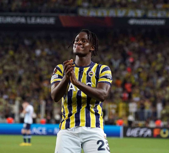 Batshuayi Fenerbahçe Formasıyla İlk Maçında İlk Golünü Attı