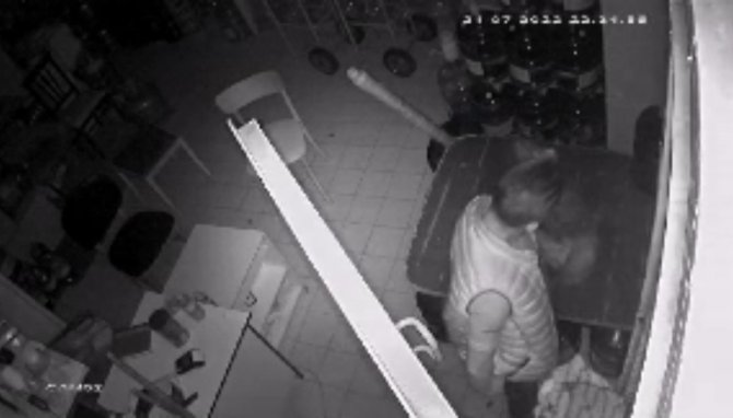 İ̇stanbul’da İlginç Hırsızlık Kamerada: Piknik Tüplerini Çaldılar