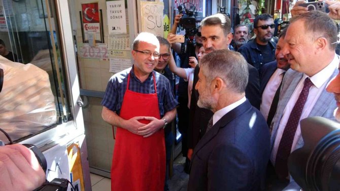 Isparta’da Esnaf, Bakan Nebati’den Madeni 1 Tl Basılmasını İstedi