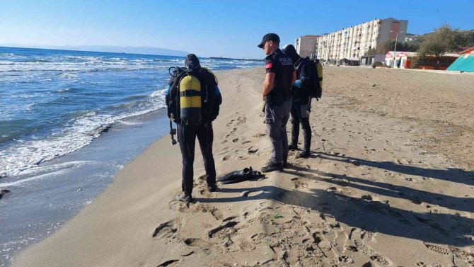 Tekirdağ’da Denize Giren 2 Kardeşten Biri Kayboldu, Diğeri Hastaneye Kaldırıldı