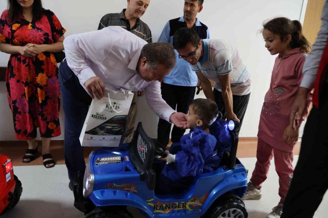 Kilis’te Yetim Çocuklar Sünnet Oldu