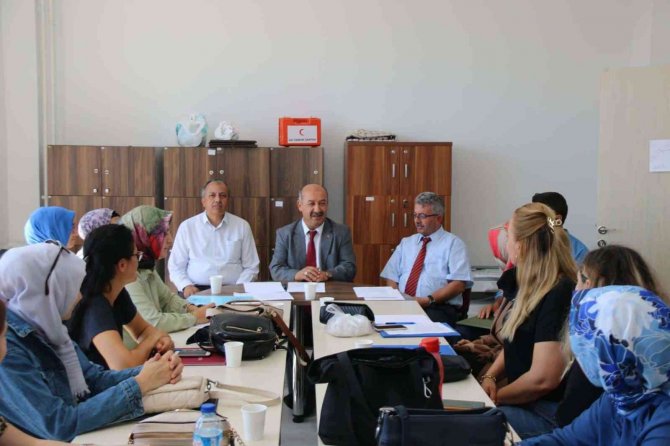 Kütahya’da Sene Başı Öğretmenler Kurulu Toplantısı