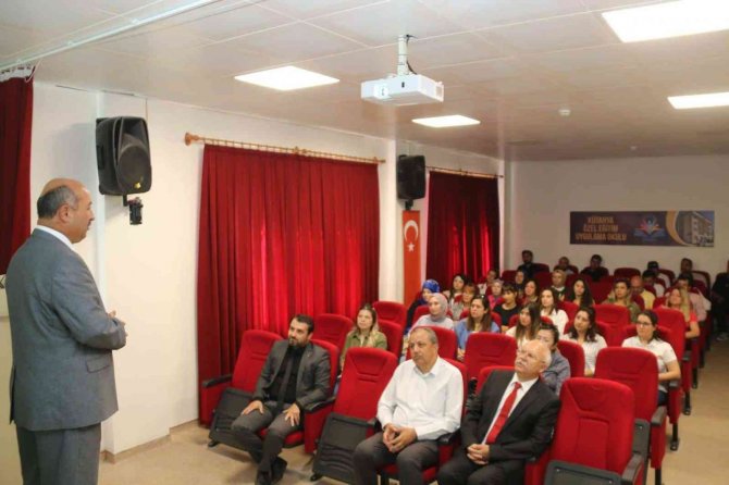 Kütahya’da Ücretli Öğretmenlerin Mesleki Çalışma Programı