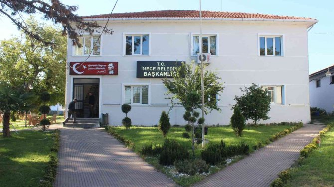 Makam Aracıyla Alkollü Bir Şekilde Kaza Yapan Chp’li Belediye Başkanı Özür Diledi