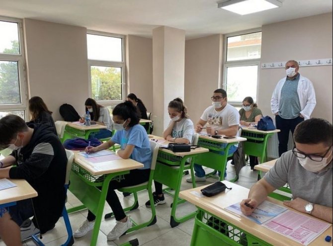 Maltepe Belediyesi, Yks Kurslarında Yüzde 84 Başarı Yakaladı