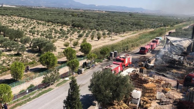 Manisa’da Fabrika Yangını