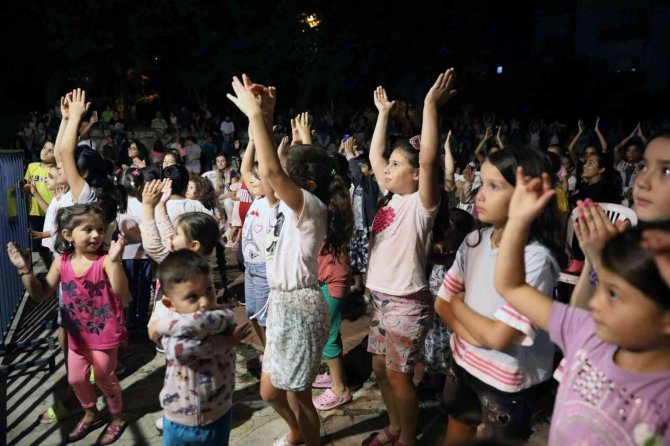 ‘Neşeli Orman ‘ Çocukları Eğlendirdi