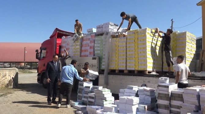 Muş’ta Ders Kitapları Ücretsiz Şekilde Masalarda Hazır