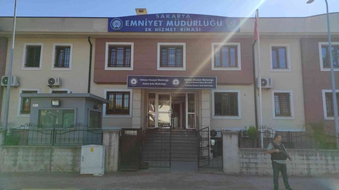 Karısını Defalarca Bıçaklayan Cani Koca Adliyeye Sevk Edildi