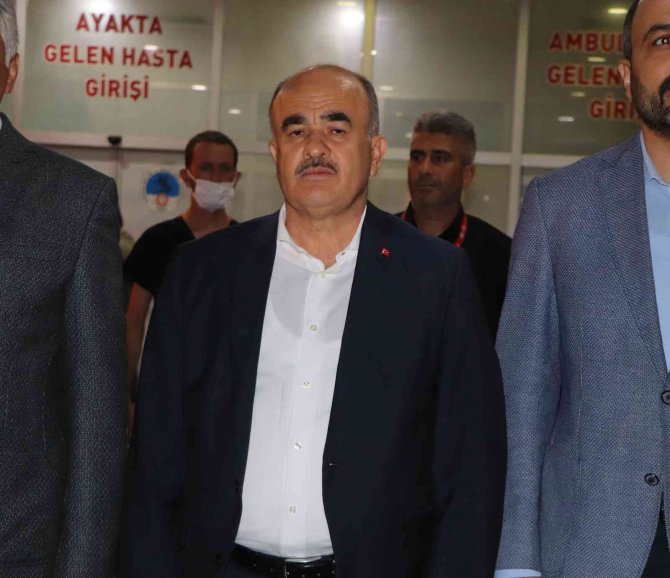 Vali Dağlı’dan 23 Araçlı Kazaya İlişkin Açıklama: “21 Yaralımızın Hiçbirinin Hayati Tehlikesi Yok”