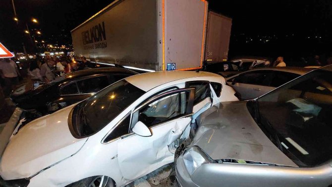 Samsun’da Feci Kaza: 23 Araç Birbirine Girdi, 18 Kişi Yaralandı