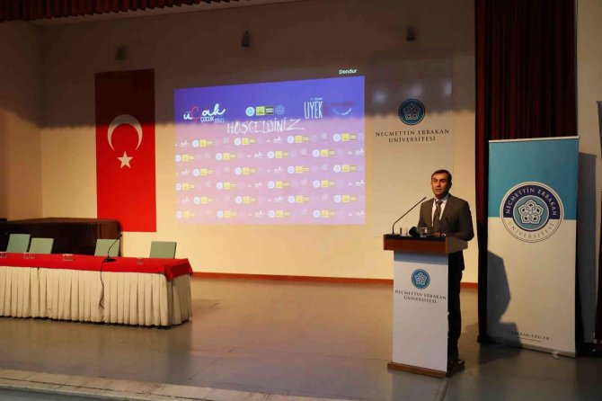 Konya’da Üstün Yeteneklilerin Eğitimi Ve Çocuk Araştırmaları Kongreleri Başladı