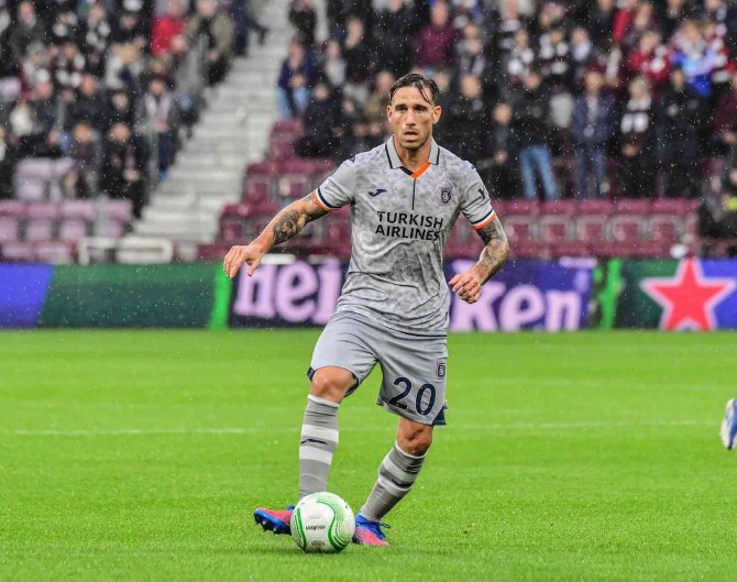 Uefa Avrupa Konferans Ligi: Hearts: 0 - Başakşehir: 1 (İ̇lk Yarı)