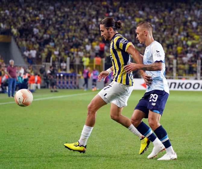 Uefa Avrupa Ligi: Fenerbahçe: 2 - Dinamo Kiev: 1 (Maç Sonucu)
