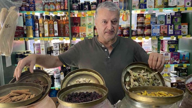 Aktarlarda Kış Hazırlığına Başladı, Bin Bir Derde Deva Kış Çayı Vatandaşları Bekliyor