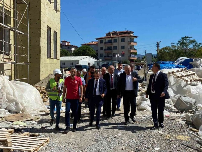 Ak Parti’li Aydemir Akhisar Ve Kırkağaç’ta Yatırımları İnceledi