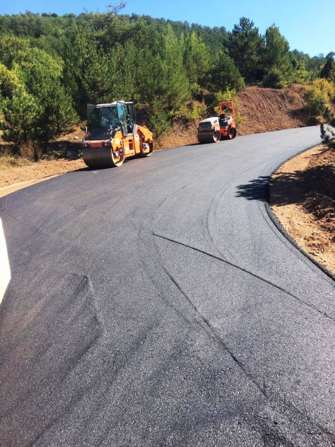 Taraklı’da Asfalt Sevinci: Otoyola Bağlanan 9 Kilometrelik Yol Sil Baştan