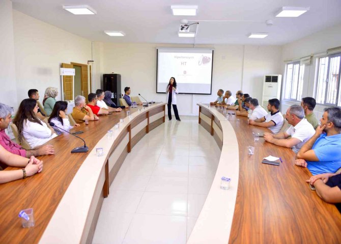 Belediye Personellerine Halk Sağlığı Konferansı