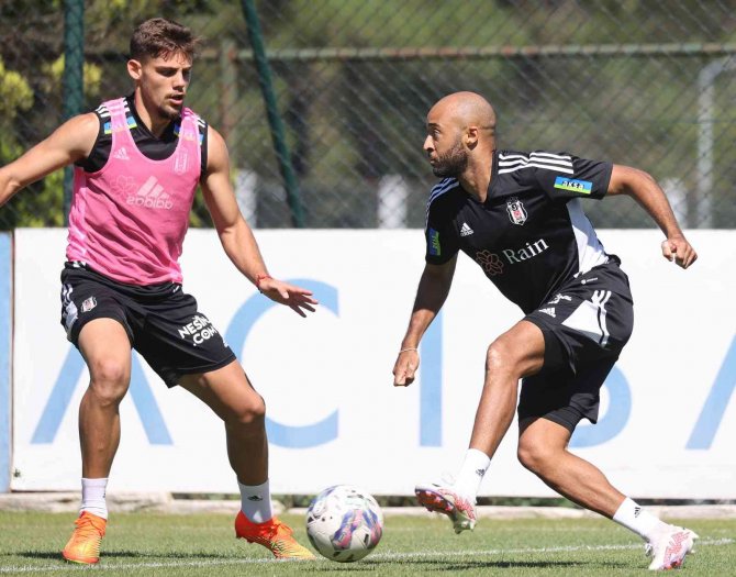 Beşiktaş’ta Tayfur Bingöl İle Redmond İlk Antrenmanlarına Çıktı