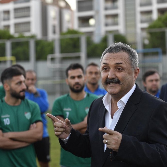 İ̇l Emniyet Müdürü Tacettin Aslan, Bursaspor’u Ziyaret Etti