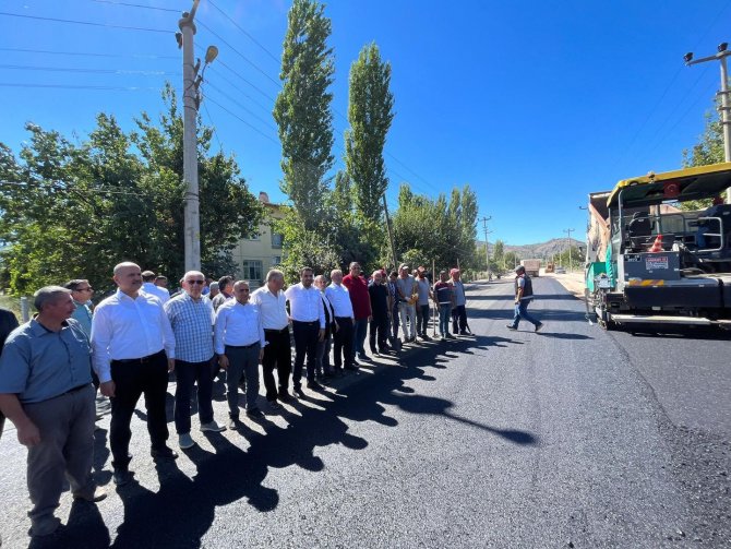 Osmancık’ta Alt Yapısı Tamamlanan Caddeler Asfaltlanıyor