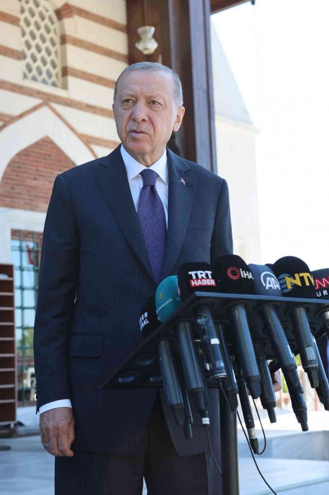 Cumhurbaşkanı Erdoğan: “(F-16 Uçakları İle İlgili) Temenni Ediyorum Ki Bu İlişkide Amerika Bizi Farklı Yollara Sevk Etmesin”