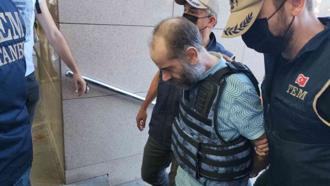 Türkiye’de Yakalanan Deaş’ın Sözde Üst Düzey Yöneticisi Adliyeye Sevk Edildi