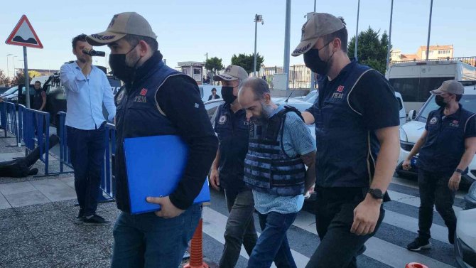 Türkiye’de Yakalanan Deaş’ın Sözde Üst Düzey Yöneticisi Adliyeye Sevk Edildi