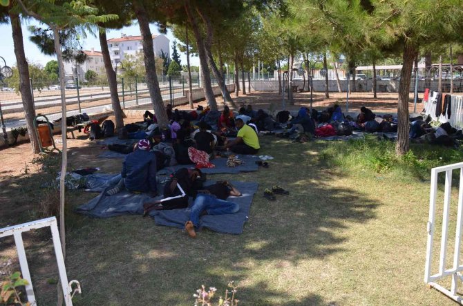 Didim Açıklarında 47 Düzensiz Göçmen Yakalandı