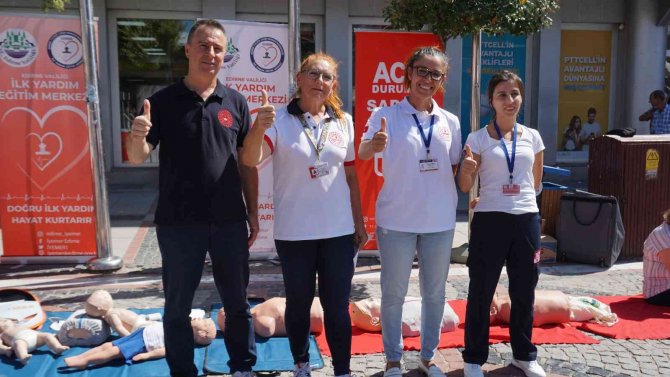 Edirne’de Bin Kişiye Sertifikalı İlk Yardım Eğitimi