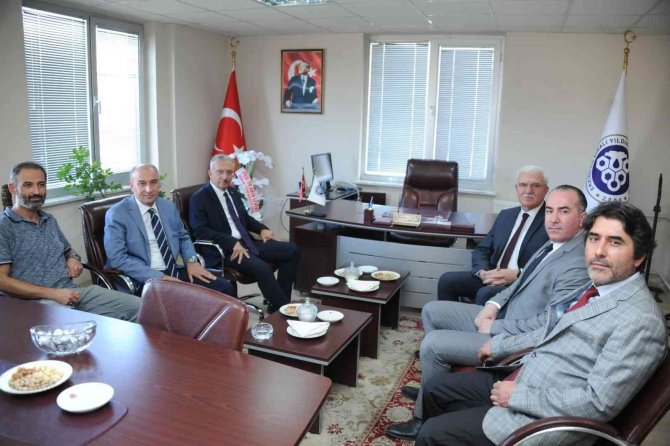 Fen Bilimleri Enstitüsünde Görev Değişimi