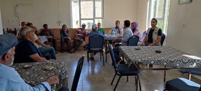 Elazığ’da Çiftçilere Yönelik Bilgilendirme Toplantısı